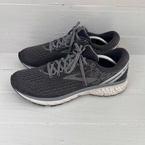 BROOKS Ghost 11 Men's  Size 12 D (Medium) Running Shoes Dark Gray Silver